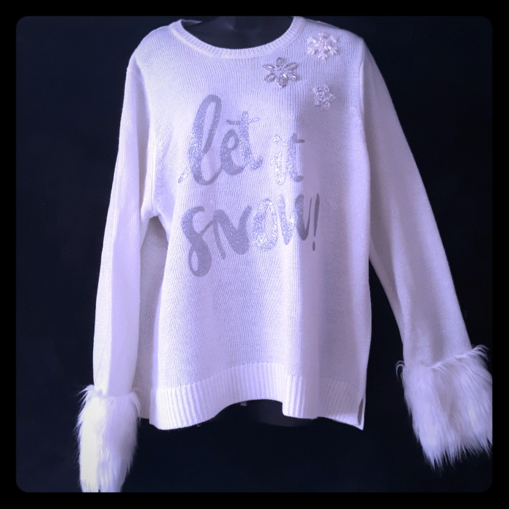 Winter holiday sweater.  New!!!